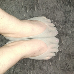 First image of WishGirl's Gallery - Beige cute toe socks