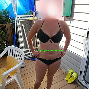 First image of DeluxePamy6920's Gallery - Bikini Style