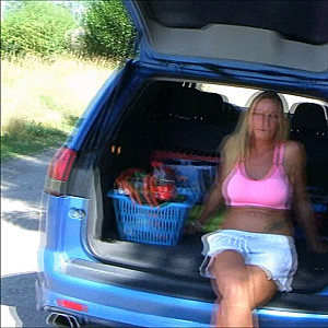 First Image Of Deluxi's Video - 1st fuck in the trunk