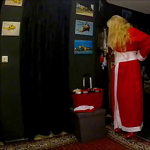 First Image Of ChewMaus's Video - 9 Min.: Adventszeit bei Santas