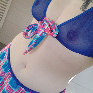 Das erste Bild von CuttingCouple's Galerie - Geiles Blau