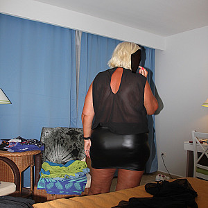 hotelroom gallery image