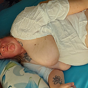 Heiße Dildo Lady Galeriebild