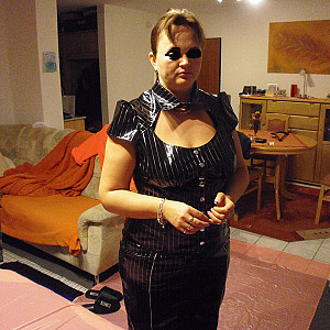 horny bitch gallery image