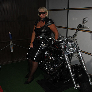 Biker-Outfit Galeriebild