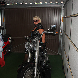 Biker-Outfit Galeriebild