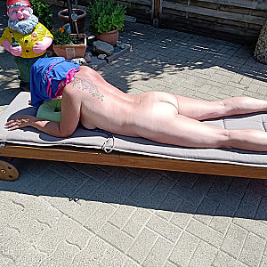 tanning gallery image