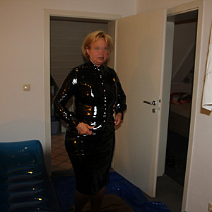 First image of skorstier6368's Gallery - wife