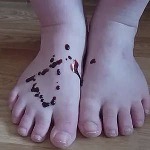First image of WishGirl's Gallery - Sexy Chocolate Feet