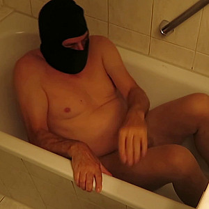 slave in the bathtub 03 gallery image