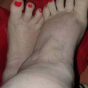 sweet feets gallery image