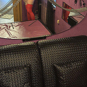 Das erste Bild von CuttingCouple's Galerie - Im SM Hostel Teil drei