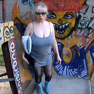 First Image Of Chewyyys's Video - Sometimes you just get lucky