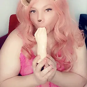 Dildo-Schlampe in Pink Galeriebild